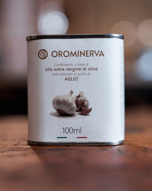 Ekstra deviško oljčno olje z okusom česna, 100ml