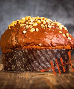 Lešnikov italijanski božični kolač Panettone, RawPasta