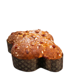 Tradicionalni italijanski velikonočni kolač Colomba z jabolki, cimetom in mandlji